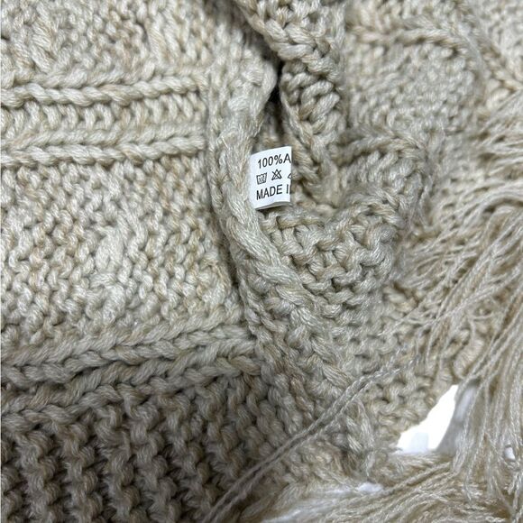 Cable Knit Turtleneck Poncho Sweater Tan Cream Neutral Color Fringe Chunky Knit - Picture 9 of 10